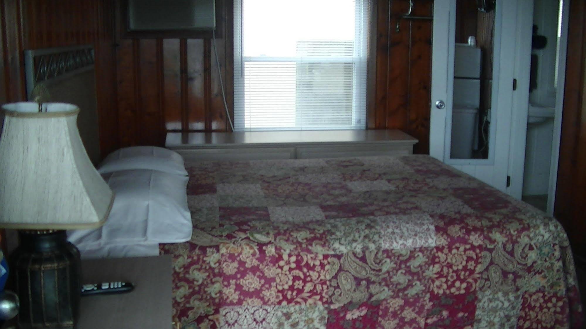Seawitch Motel Carolina Beach Εξωτερικό φωτογραφία