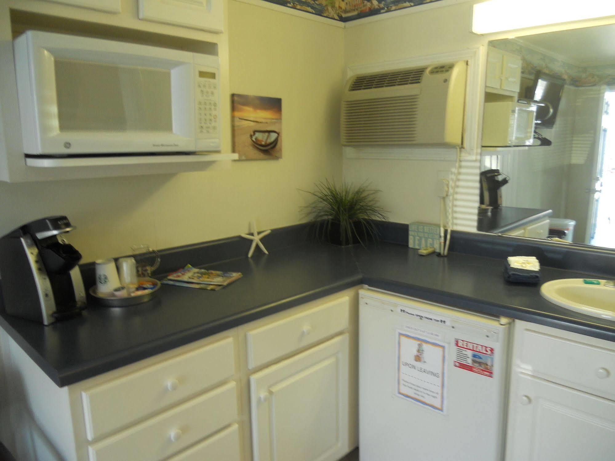 Seawitch Motel Carolina Beach Εξωτερικό φωτογραφία